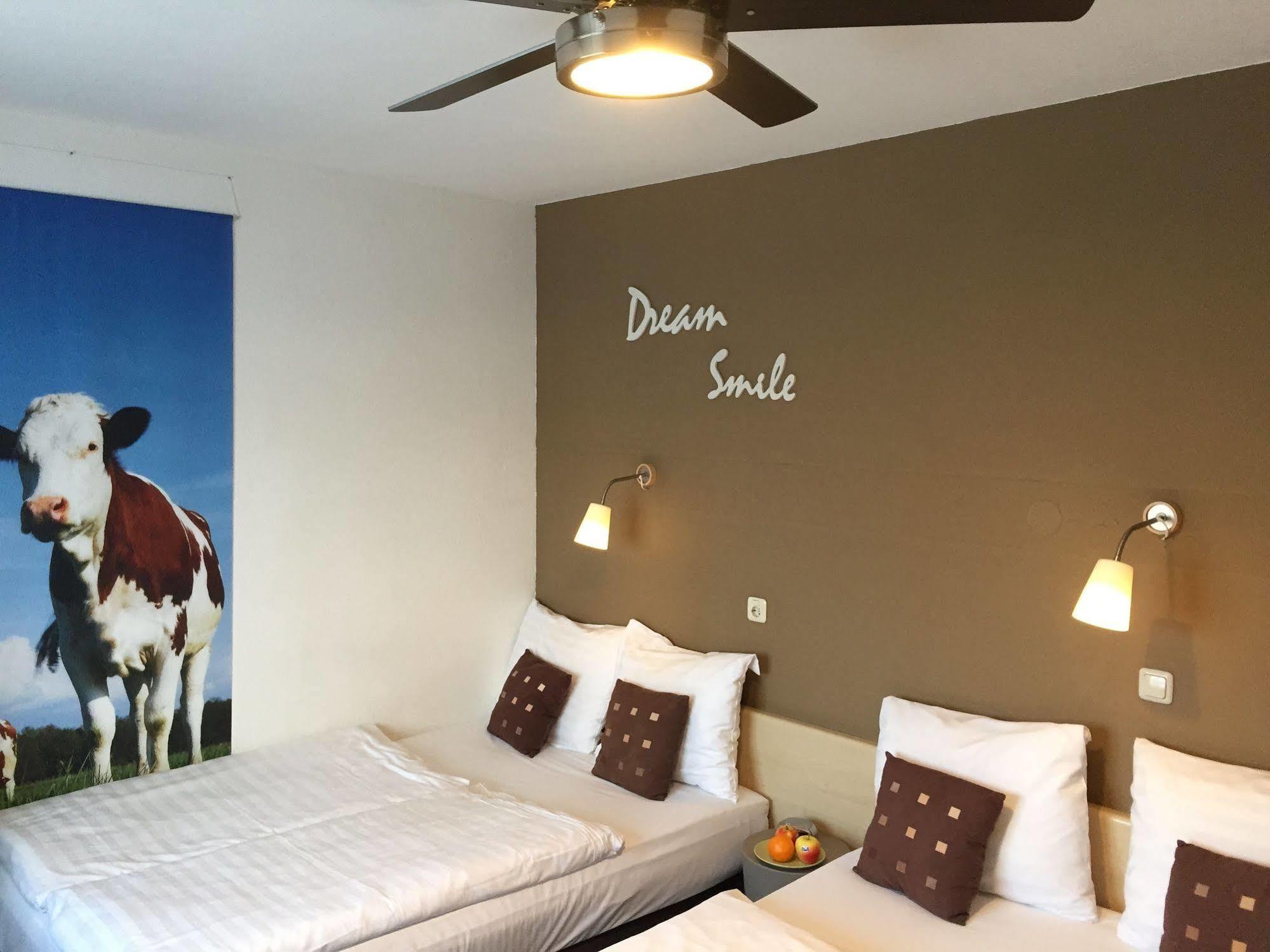 Hotel De Kroon 3*