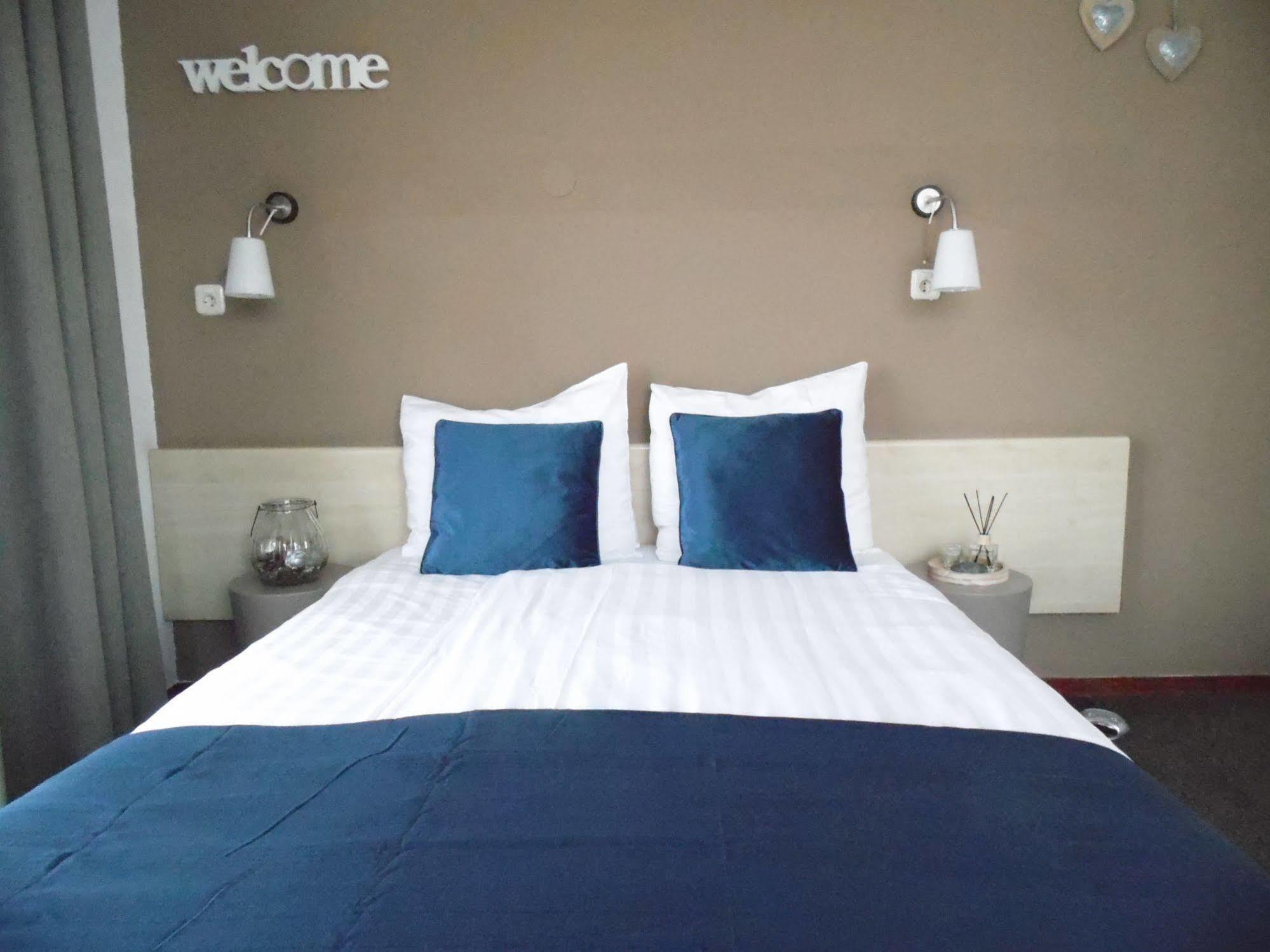 Hotel De Kroon 3*